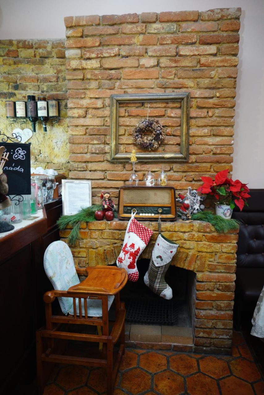 Penzion Restaurant Jakub Poprad Luaran gambar